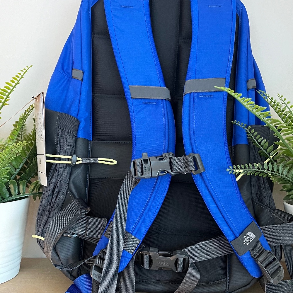 The North Face Backpack Borealis (Brand new) - Picture 5 of 6